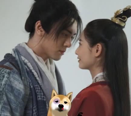 曾舜晞陈钰琪“拥吻”30秒,竟不是借位?网友:求你们原地结婚