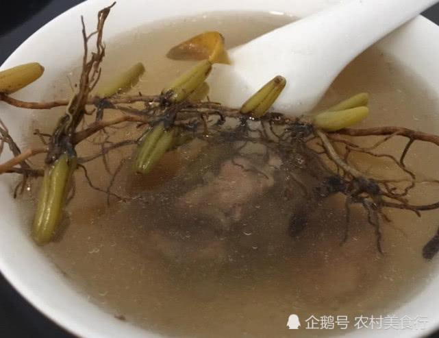 生长在石头缝里的“野草”农村人见它就摘,如今城里人抢着买