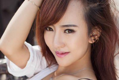 ​二月再见三月你好唯美文案句子(96句)