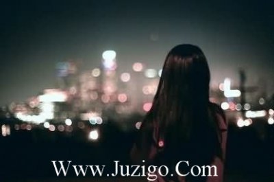 ​发自己妈妈和自己女儿照片的说说(微信晒女儿照片的说说)