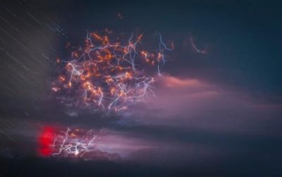 ​2025年最后一天发的说说 平安夜一个人