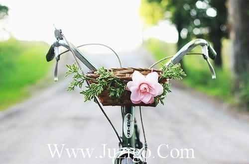 写说说祝朋友生日快乐26句