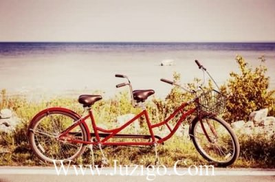 ​形容享受田园生活的说说形容田园生活的词语(精选40句)