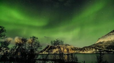 ​关于极光的文案短句(极光，浪漫的天空之谜)