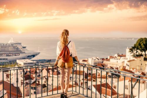 晚安心语文艺的句子 适合半夜发朋友圈的说说