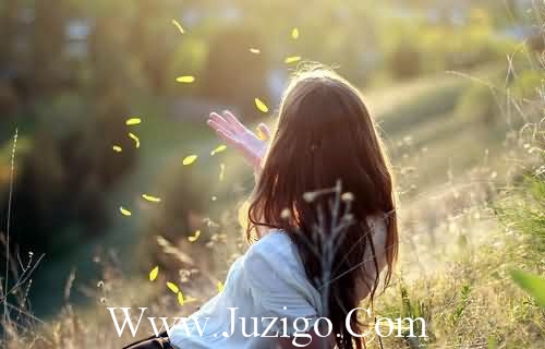 晚安心语简短话发朋友圈的晚安句子(精选75句)