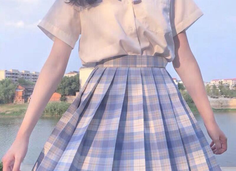 难舍的爱情歌词(推荐25句) 难舍的爱情歌词(推荐25句)