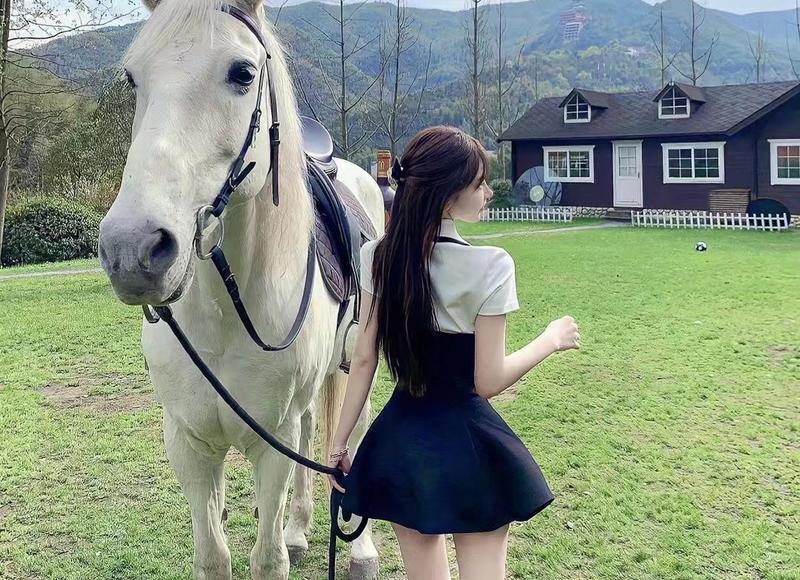 毕业诗表演文案(幼儿园毕业诗表演)