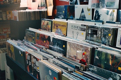 晚安简单一句话说说心情短语(81句)