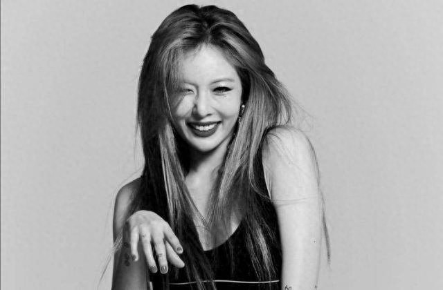 韩国十大性感美女之五,那个《江南style》里的性感女王金泫雅
